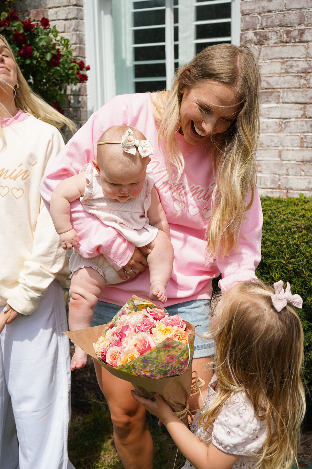 Mama Lightweight Crewnecks