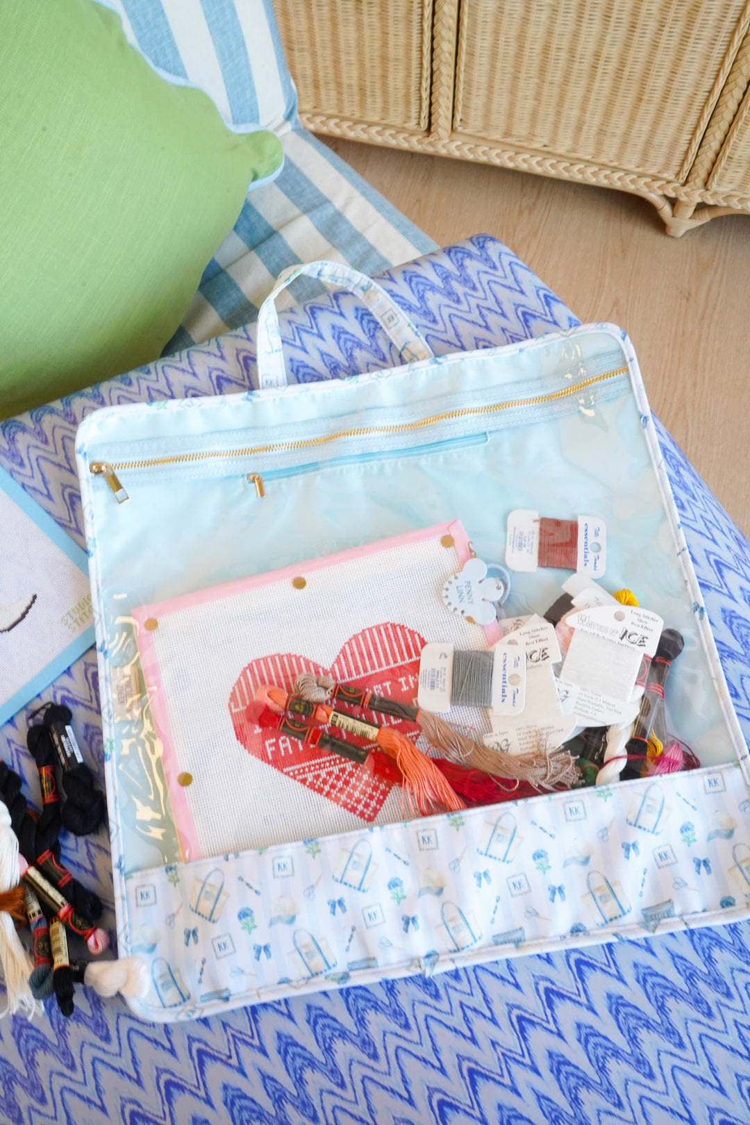 Needlepoint Clear Project Handle Bag