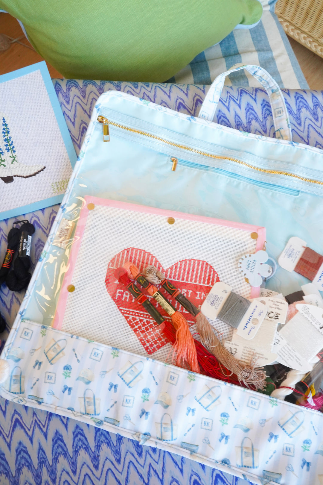 Needlepoint Clear Project Handle Bag