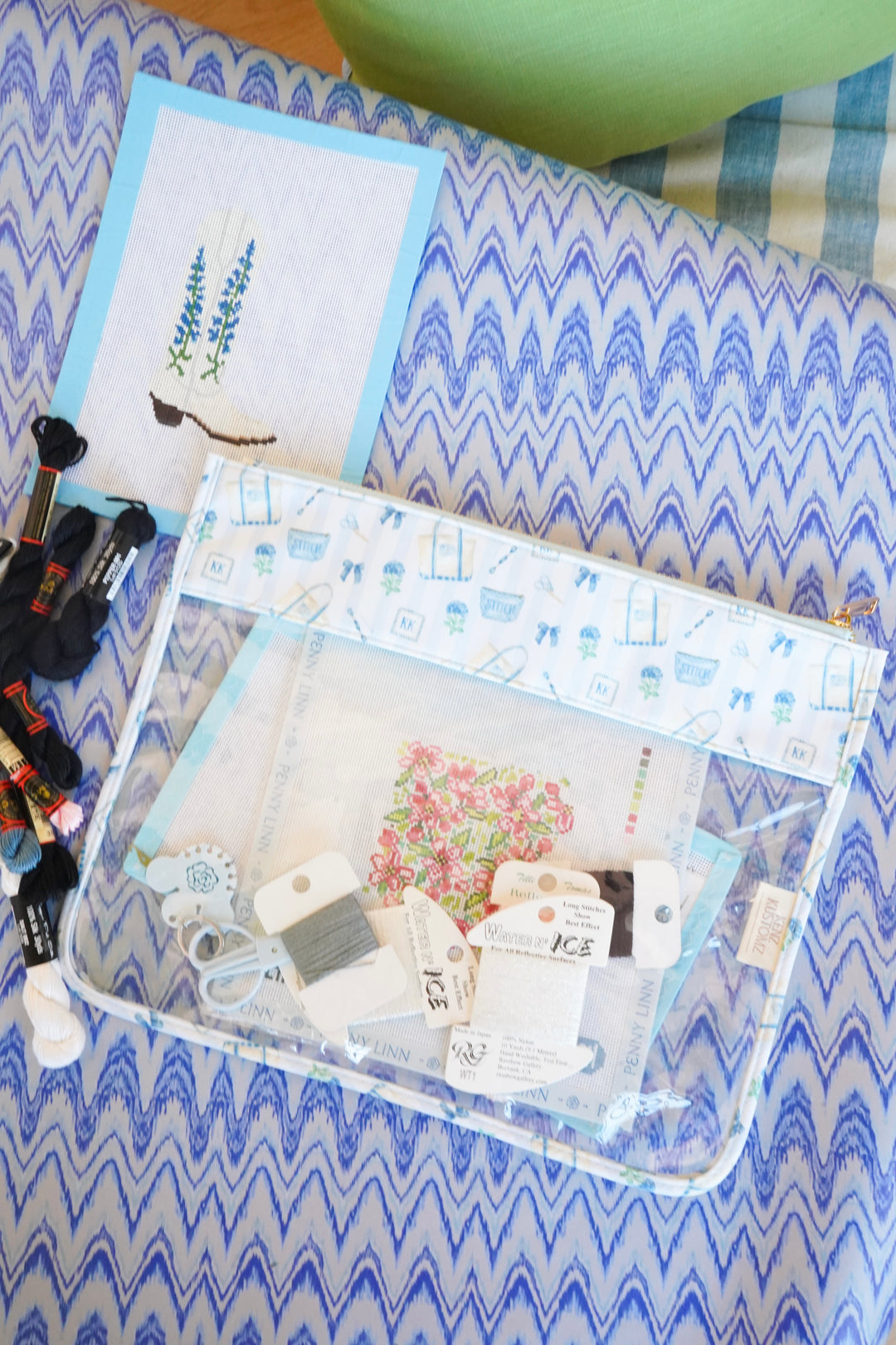 Needlepoint Flat Clear Pouch