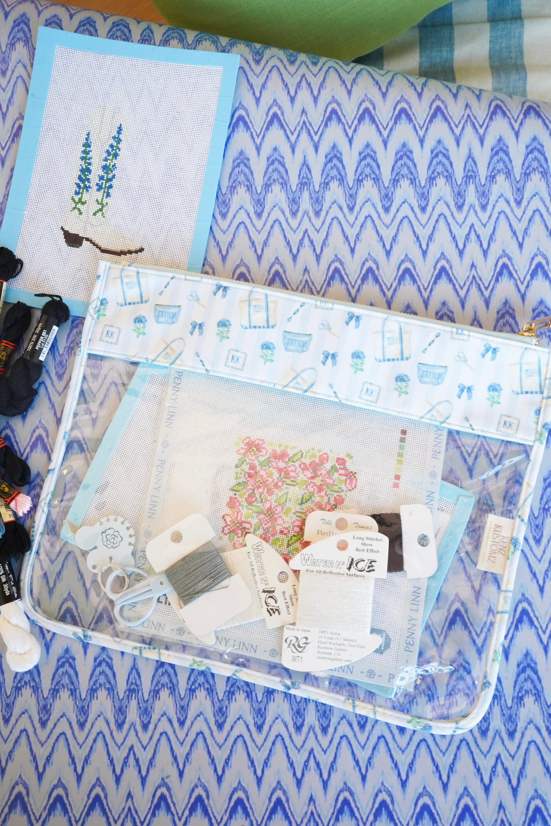 Needlepoint Flat Clear Pouch
