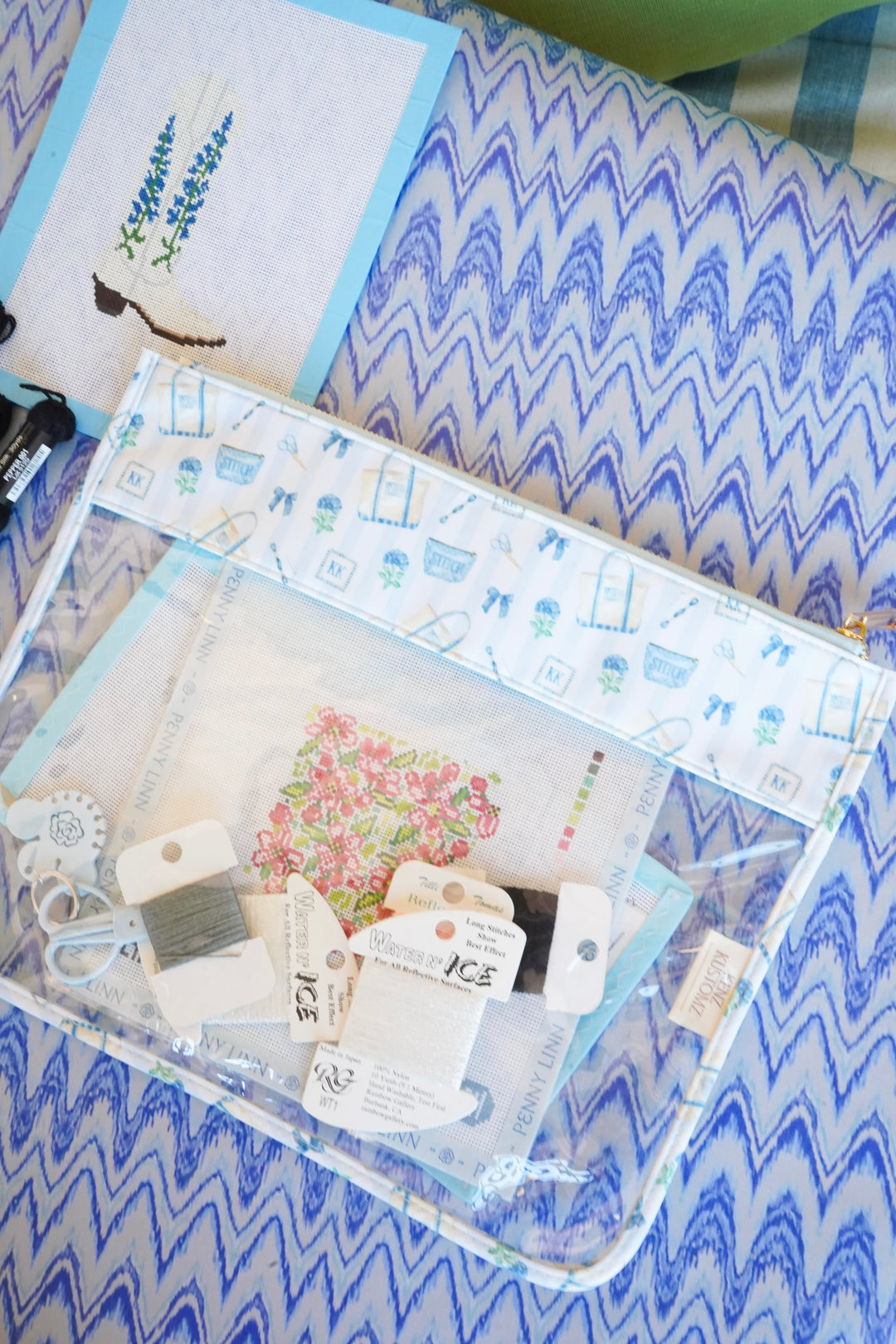 Needlepoint Flat Clear Pouch