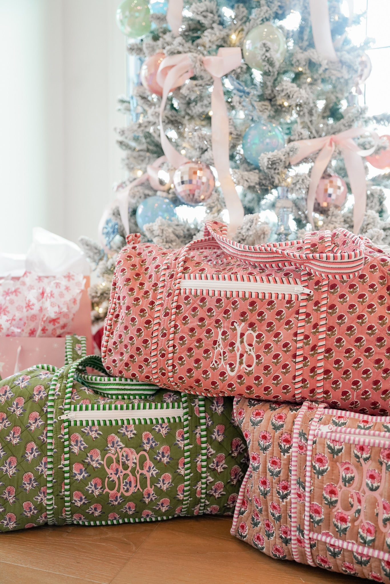 Quilted Block-Print Duffel Bag - Thumbnail 5