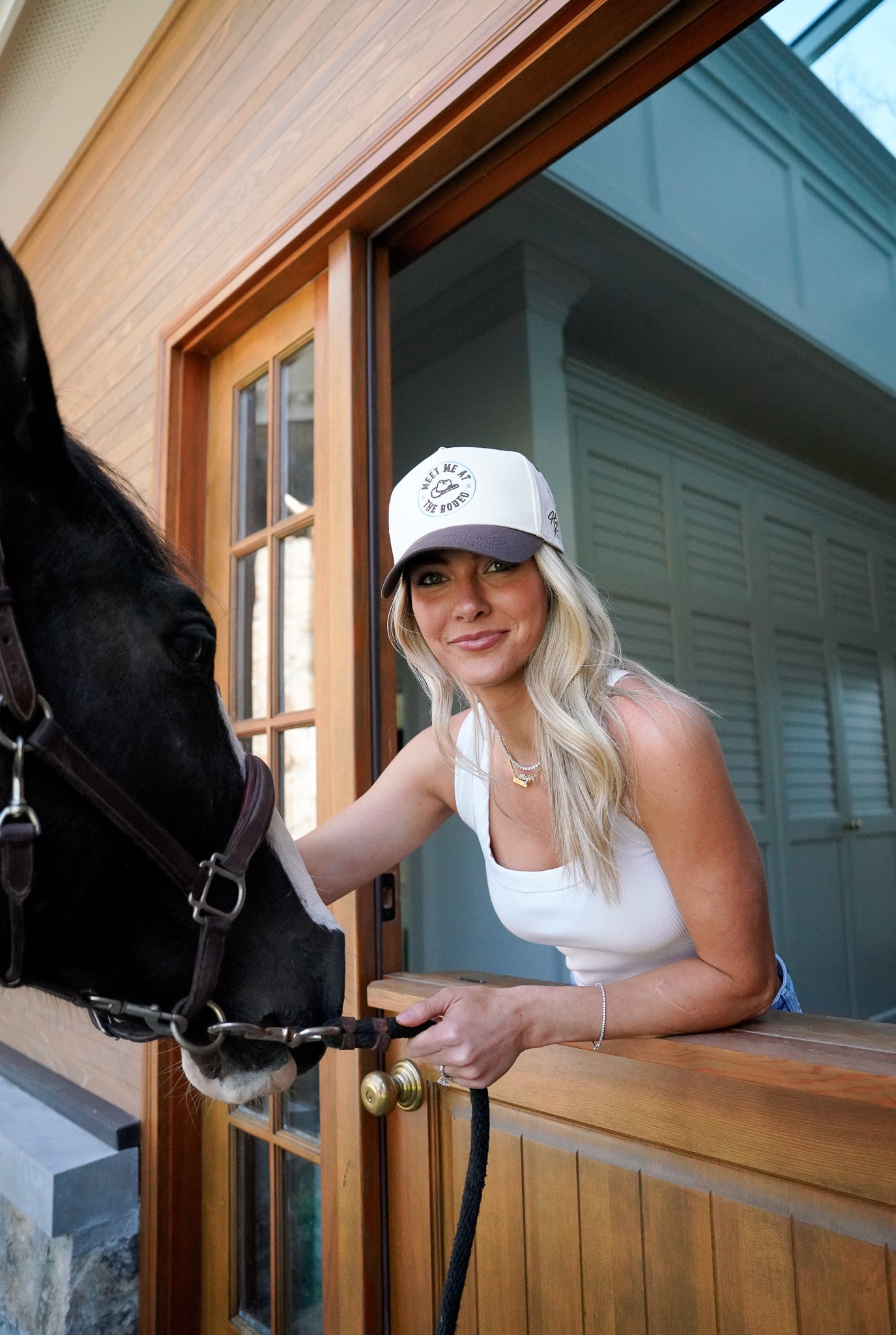 Meet me at the Rodeo - Brown Vintage Trucker Hat – KenzKustomz