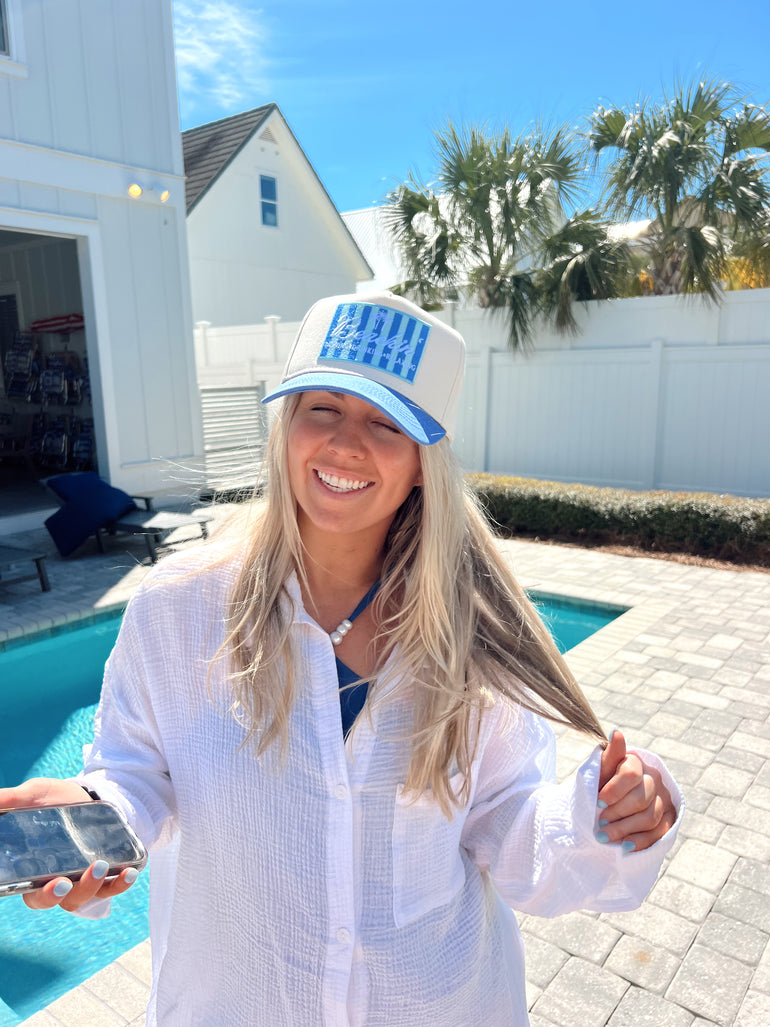 Beachin' Blue Vintage Trucker Hat main image 1