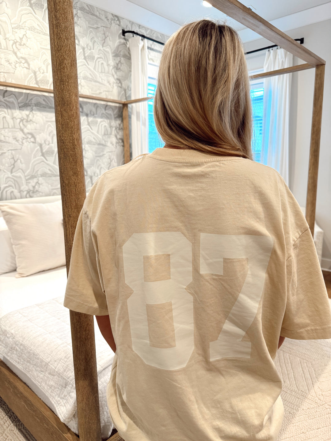 Tay &amp; Trav T- Shirt + Crewneck