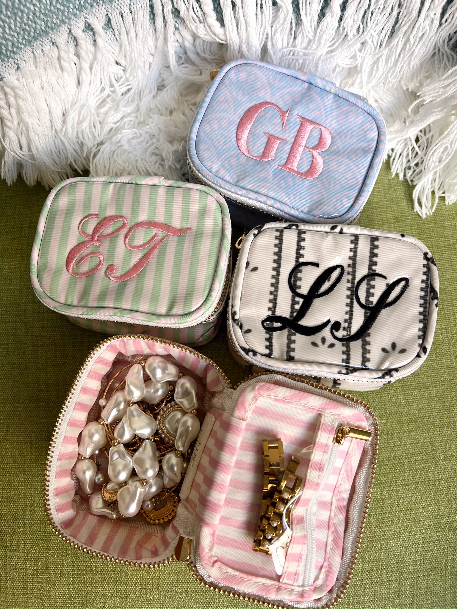 Custom Jewelry Case – KenzKustomz
