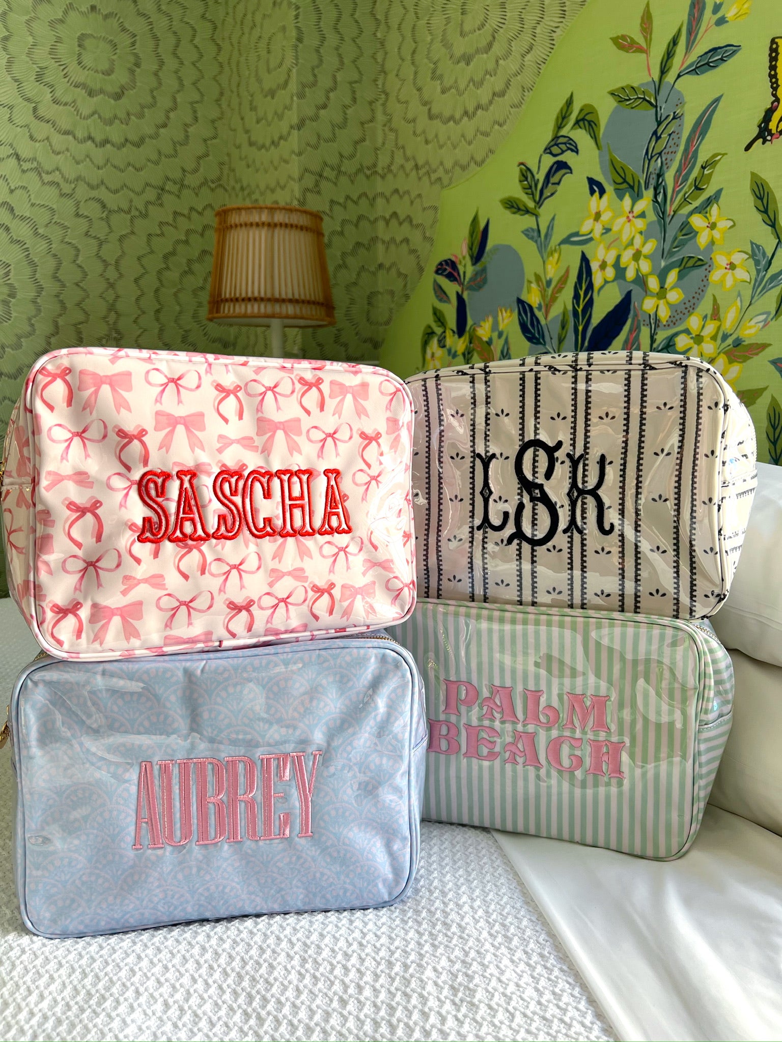 Clear Coat XL Toiletry Bag - Thumbnail 3